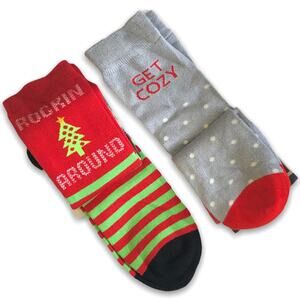 2 Pair of Field & Stream Christmas Holiday Cabin Socks Winter Size S/M NWT New